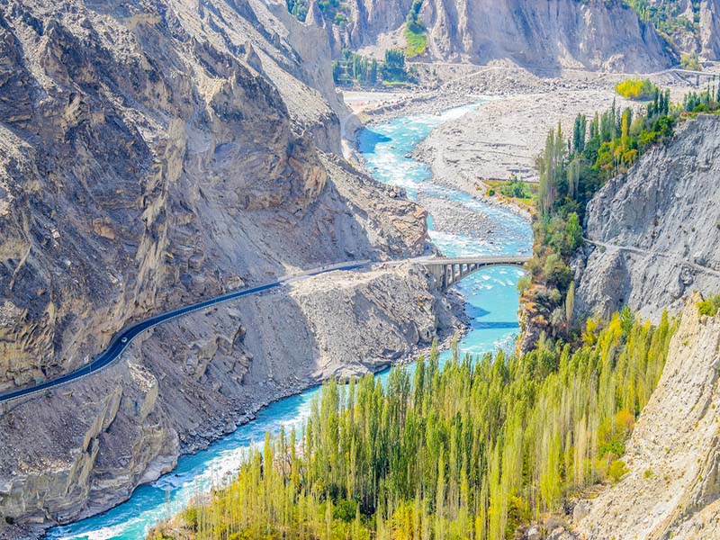Skardu to Hunza Travel Guide: Distance, Routes, Road Conditions, and Transport Options