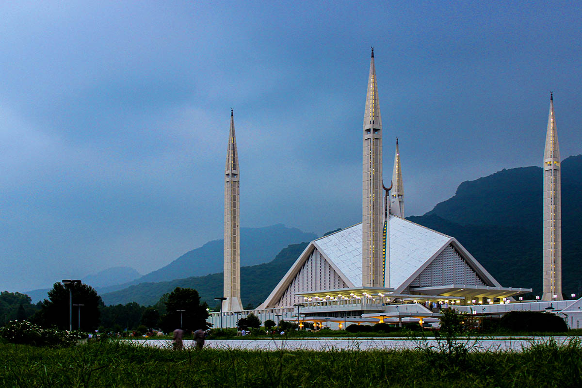 fly to islamabad k2 trek 1st day Faisal-Mosque