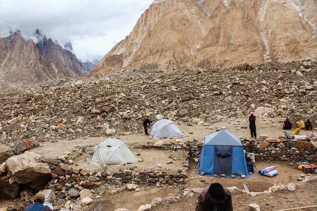 Urdokas-camp-trekking-al-campo-base-del-k2